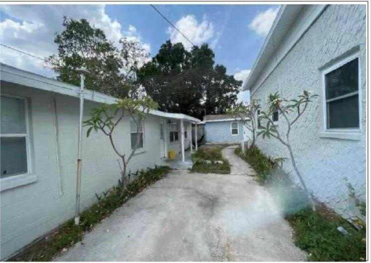 618 Bowman Ave