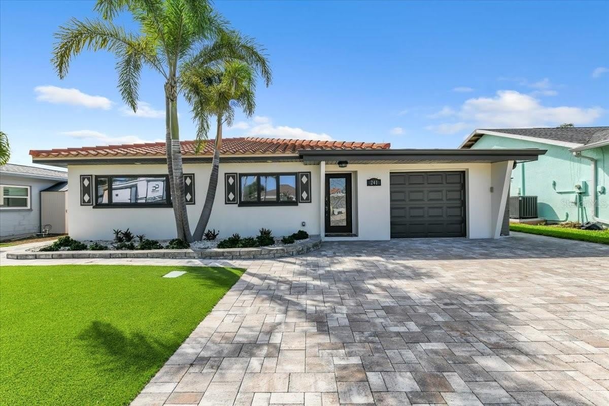 241 176TH TERRACE DRIVE E