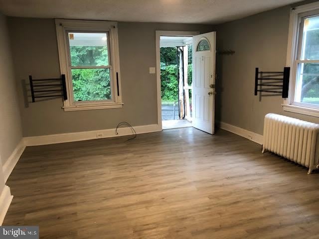 1426 GREEN Lane unit: 1St Floor