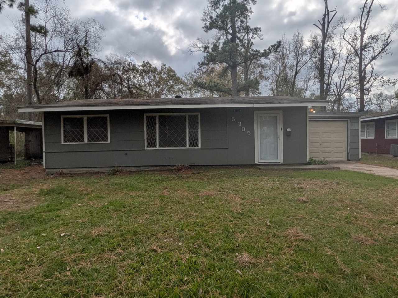 5335 Landry Lane, Beaumont, TX 77708