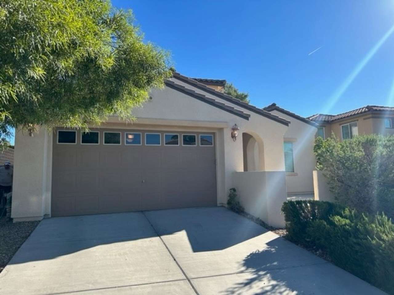Beautiful 4 bedroom home In Paseos Summerlin - 2 Weeks free 1st month rent!!! Minutes from DT Summerlin