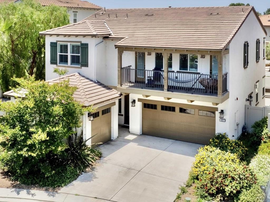 4203 Calle Del Vista