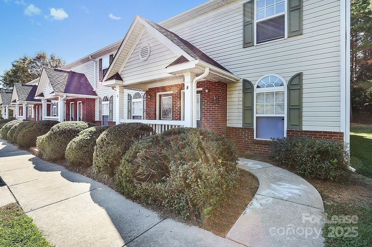 1304 S Hayne Street unit: D