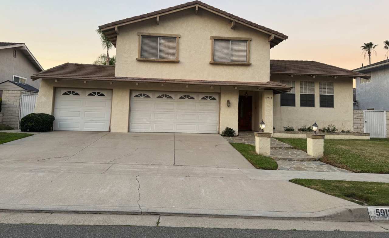 5913 E Tiber Dr, Anaheim Hills: Spacious 2,450 sqft House with 4 Beds  2.5 Baths