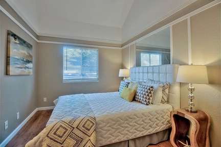 1103 Indian Summer Ct