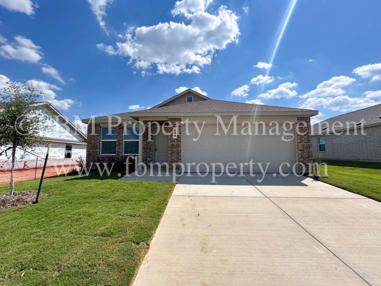 644 Criner St - 3 Bedroom, 2 Bathroom Home in Grandview, TX!