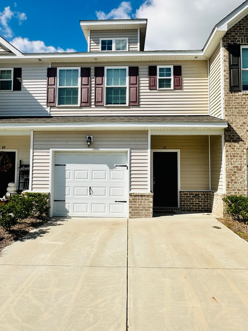 3 Bd/2.5Ba Townhome-Gated-Fairway Links