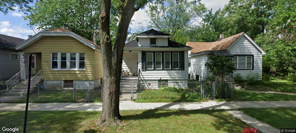 324 West 109th Place