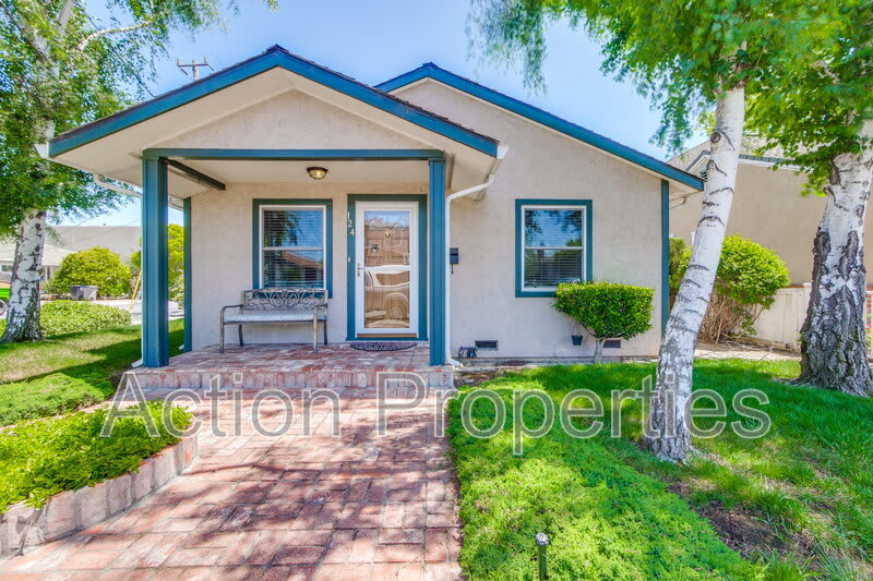 124 Sunset Avenue
