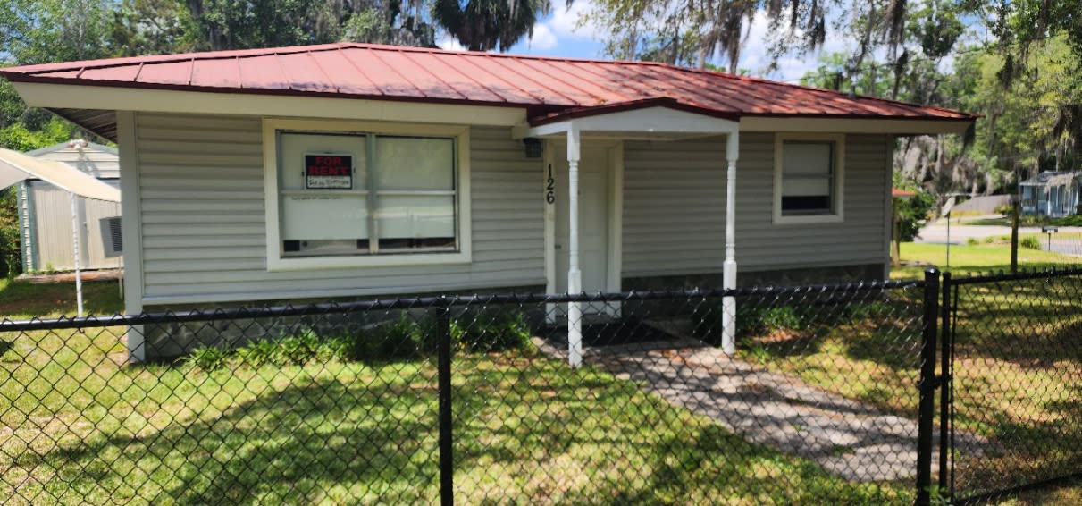 126 Northeast 14th Avenue