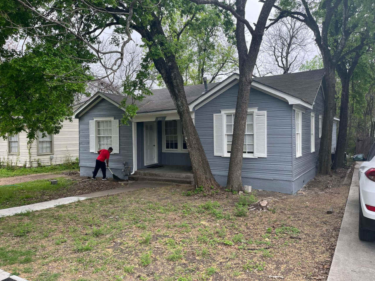 4 Bedroom August Prelease! -711 Harris