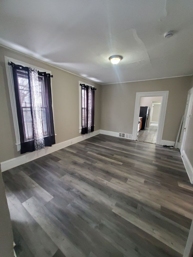 Large 3-Bedroom Single Family in Riverwest.