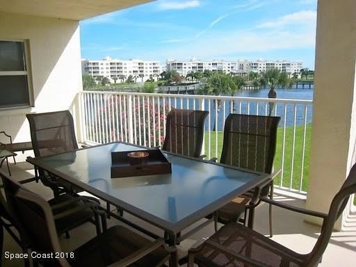 8911 Lake Drive unit: 206