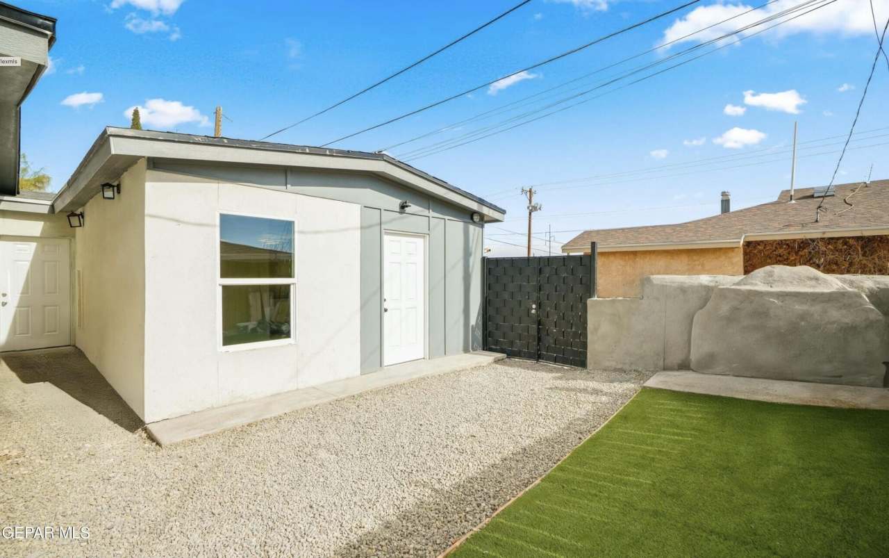 2606 Justus Street unit: B