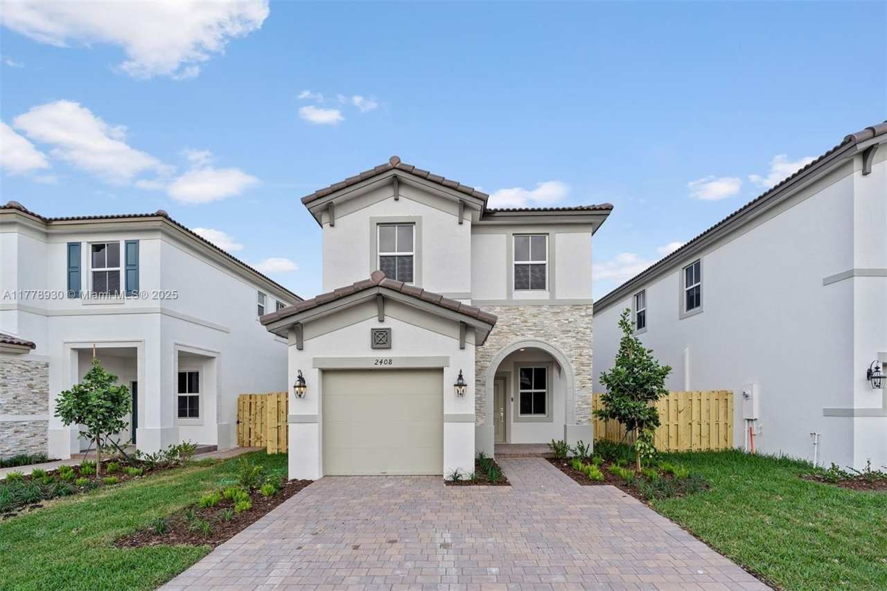 2408 NW 131st Cir