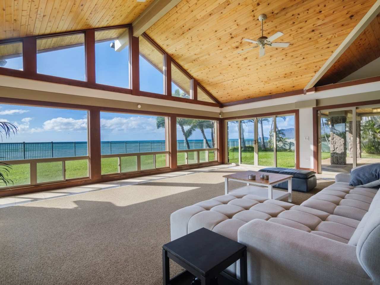Luxury 5BR Oceanfront Home w/ Private Pool & Beach Access: Konishiki Beachhouse