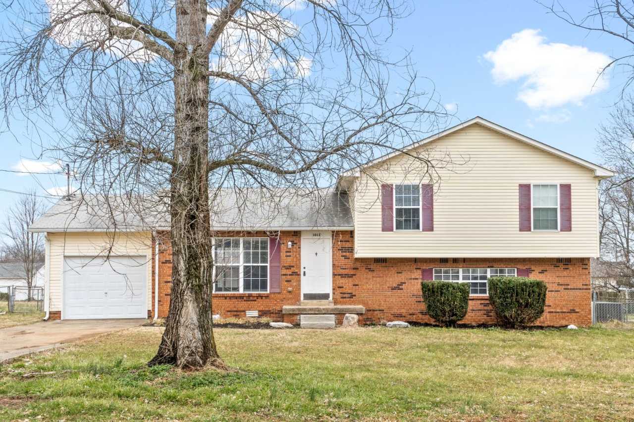 1011 Cooper Drive, Oak Grove, KY 42262