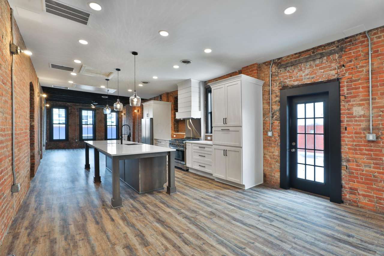 370 S Washington Avenue