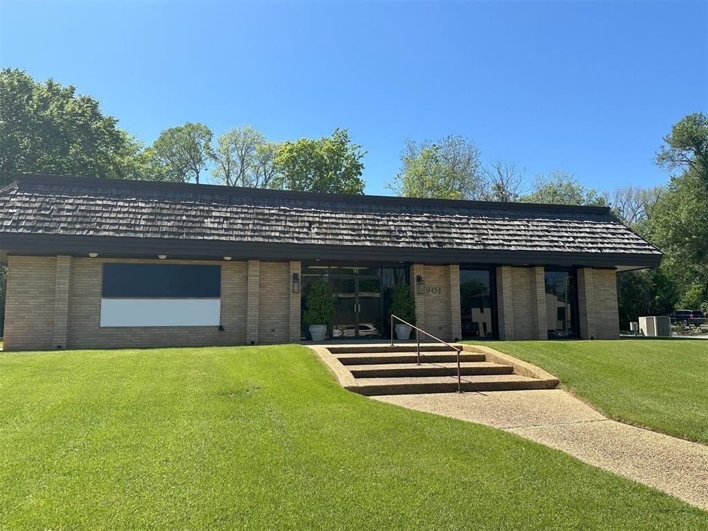 901 N Mallard Street