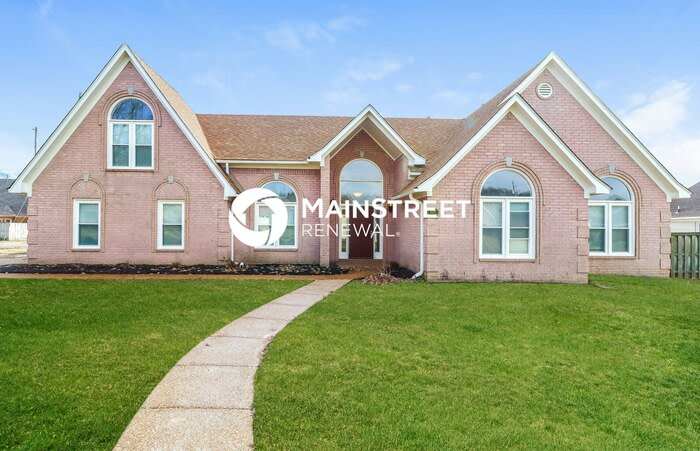 9297 Chimneyrock Boulevard