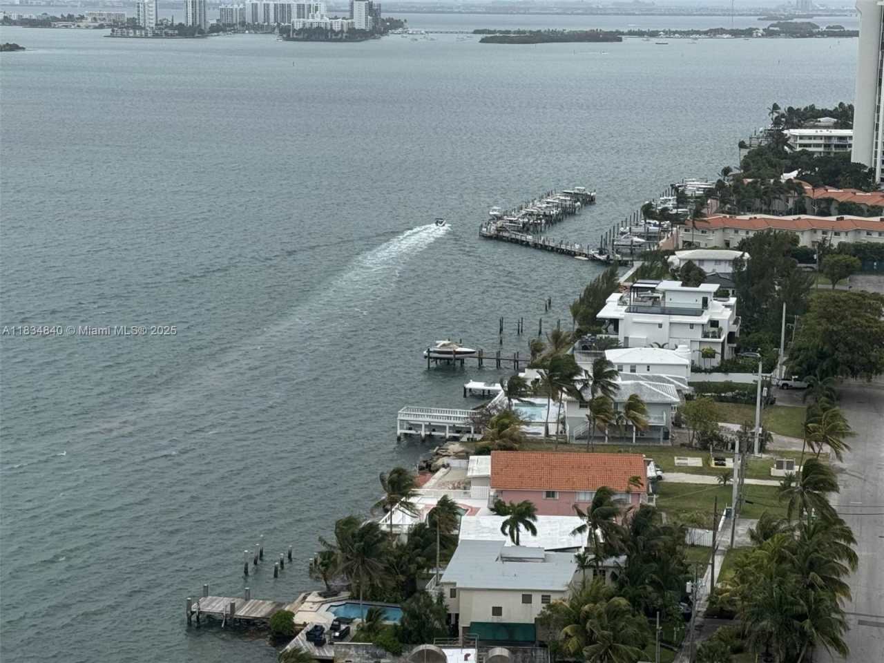 10911 N Bayshore Dr