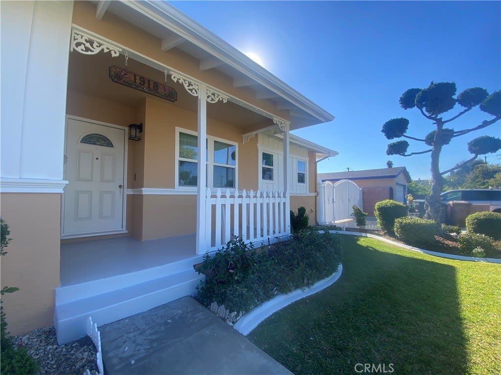 1918 W Orangethorpe Avenue