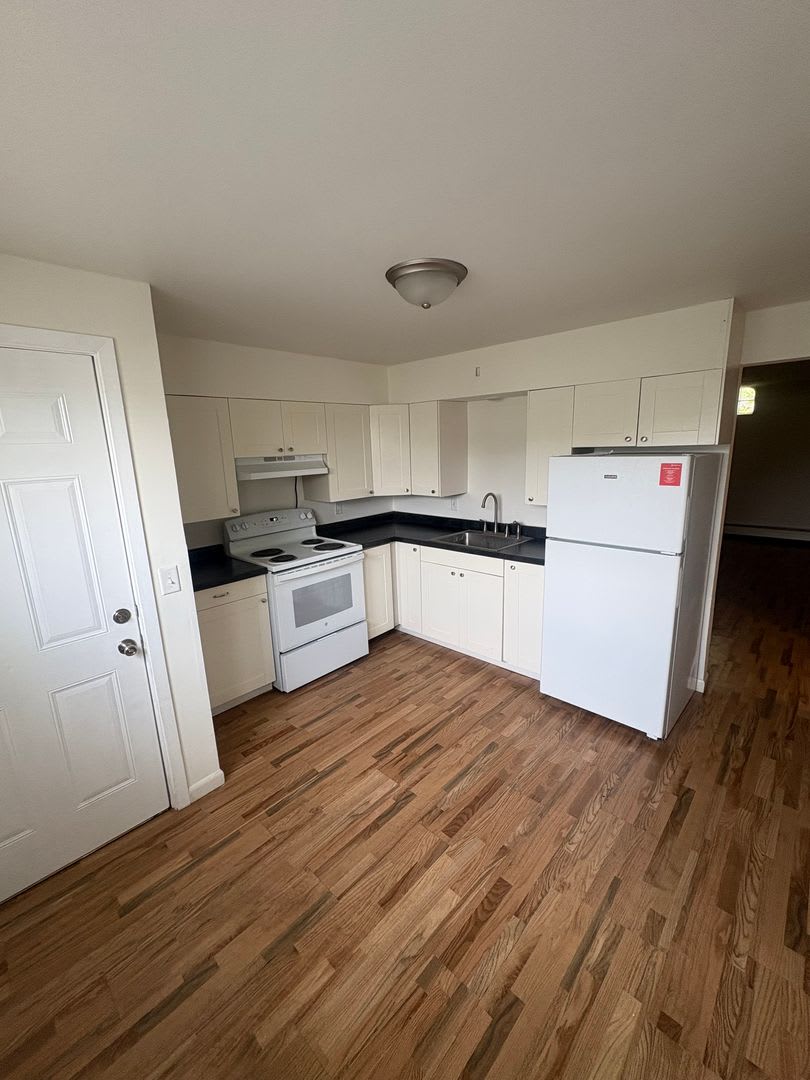 13898 S Robert Trail