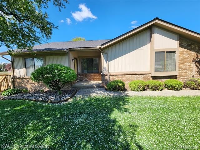 38824 Windmill Pointe S