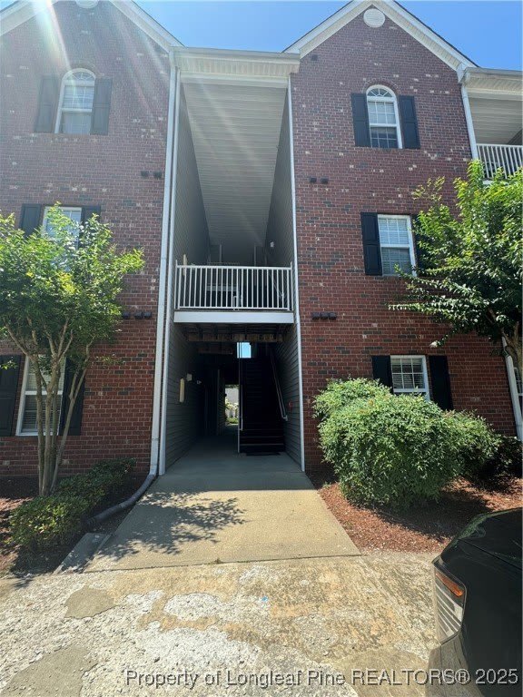 616 Marshtree Lane unit: 103