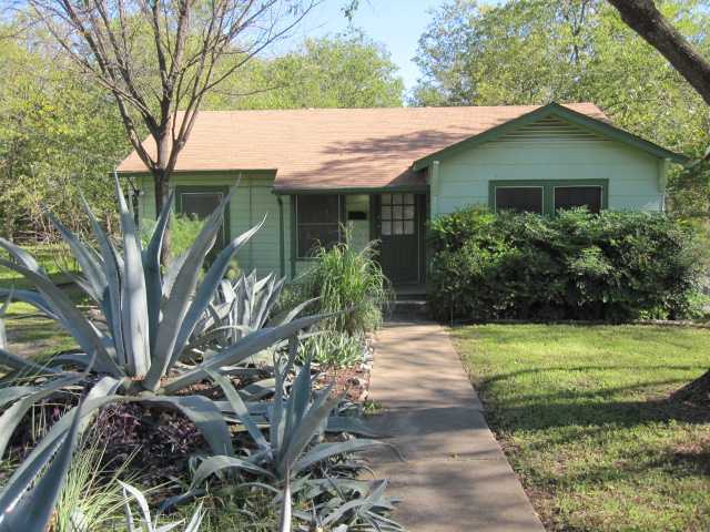 UT PRE LEASE: 3 bed/1 bath Charming Hyde Park House, Mins to UT and DT