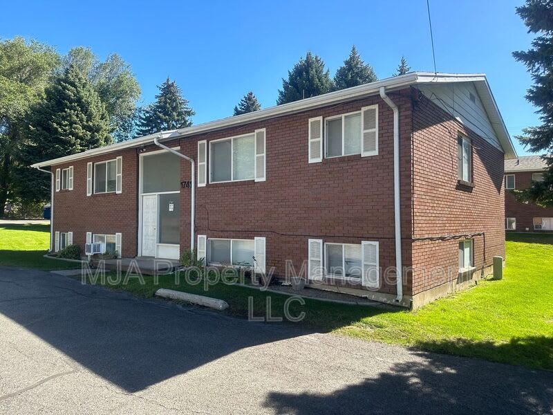 1731 East Holladay BLVD