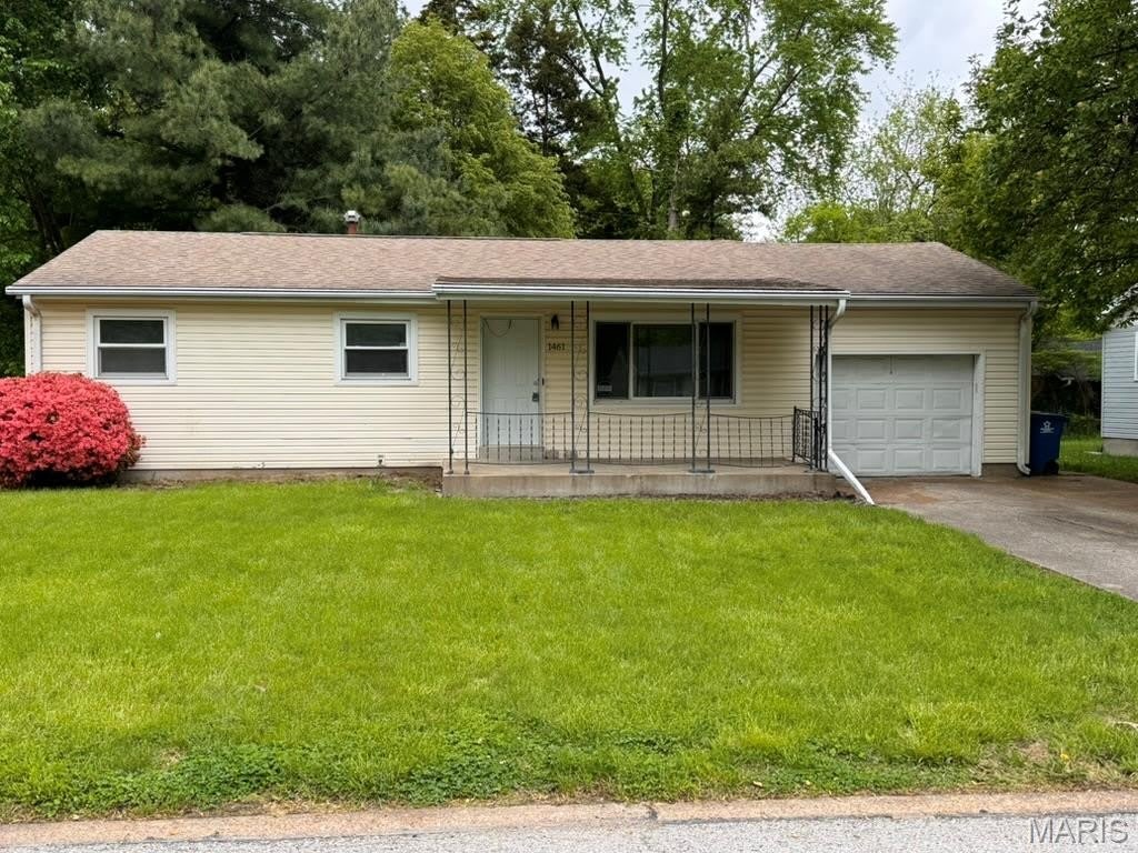 1461 Broadlawns Lane