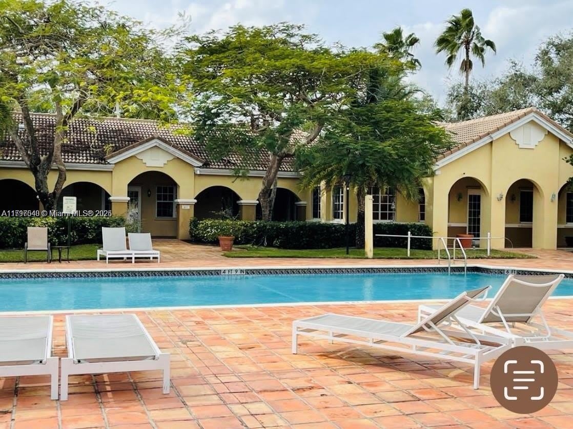 2600 S University Dr