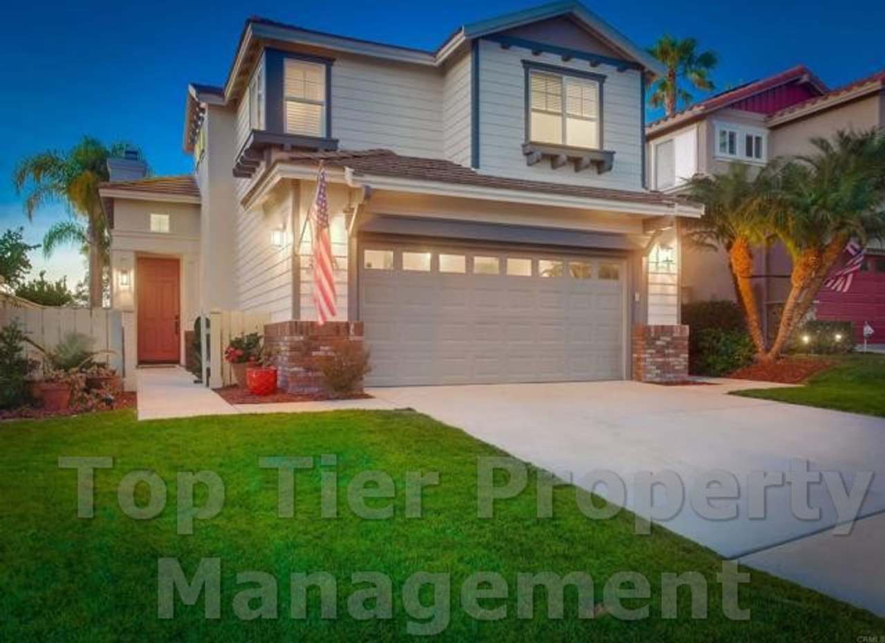 Stunning Calavera Hills home with Amazing view! 4 Bed/ 3 Bath / 2287 Sq Ft SFR-Available 1/15/26