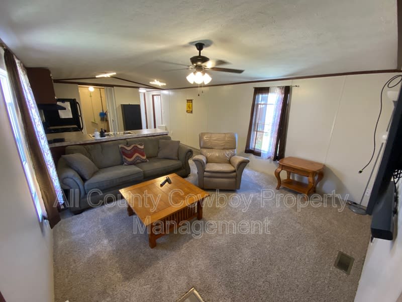 1272 W. Lyons Street