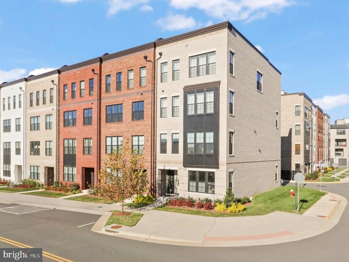 43544 JEFFERSON PARK Street