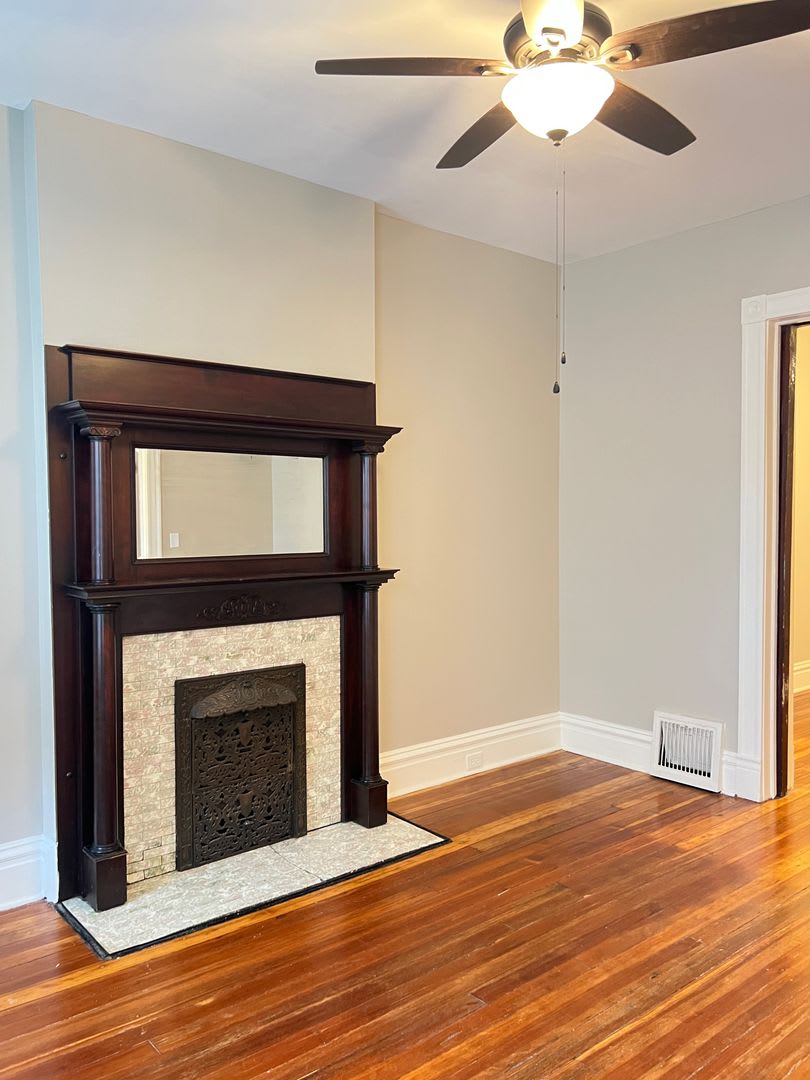 Extremely Spacious and Bright 2-Bedroom Apartment on Cherokee Street