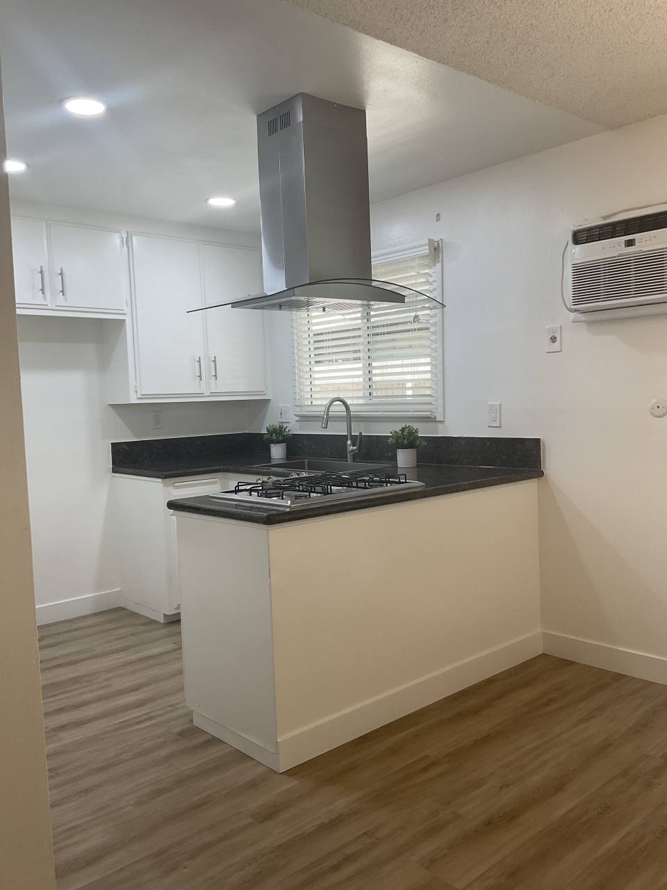 Quiet Cove Apartments