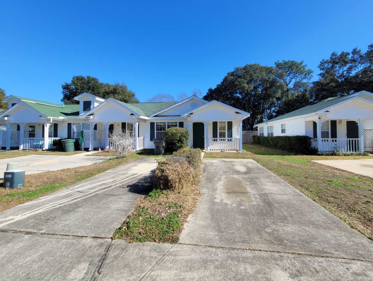 2485 Spyglass Circle pensacola: MOVE IN SPECIAL!! Waived $350 Cleaning Fee!!!!!