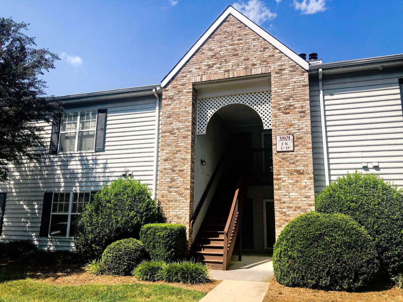 1 bedroom 1 bath unit in Tanglewood Farms