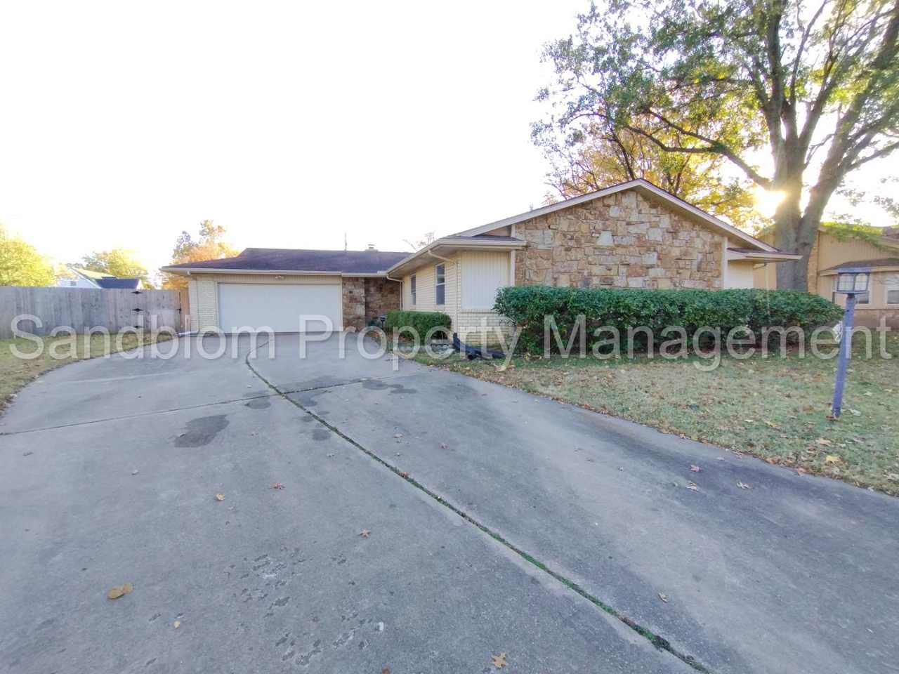 FOR LEASE | Mid-town Tulsa | Available Now!