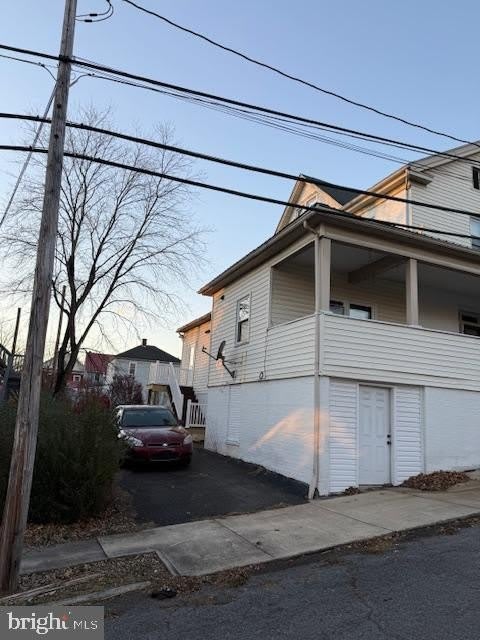 1 W HIGH Street unit: A