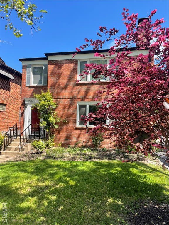 7547 Delmar Boulevard