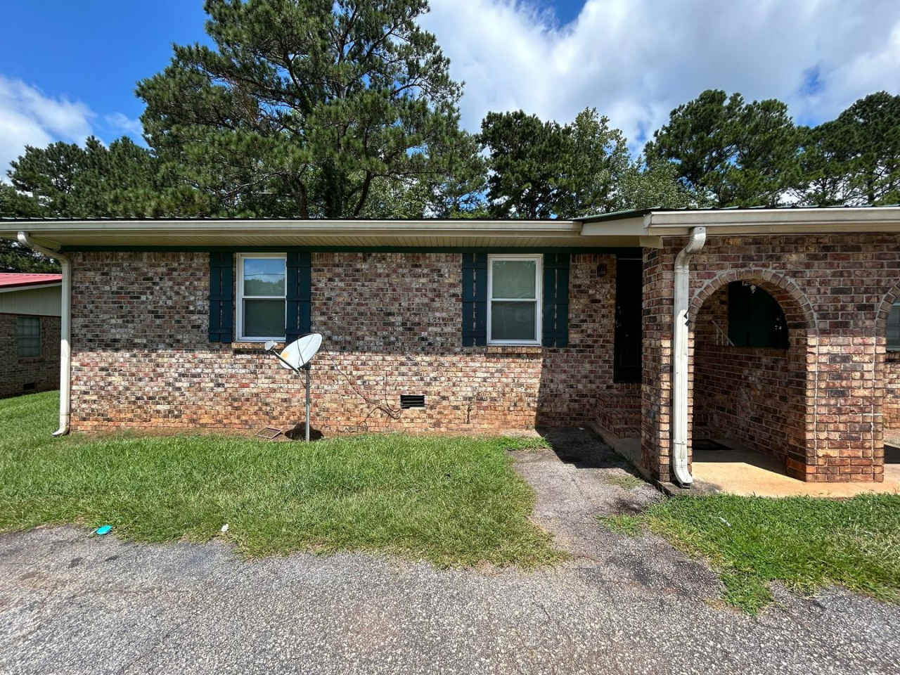 Duplex in Carrollton City School District!