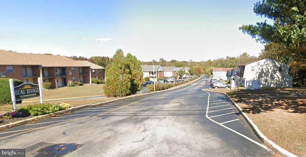 32 BEAU RIVAGE Drive