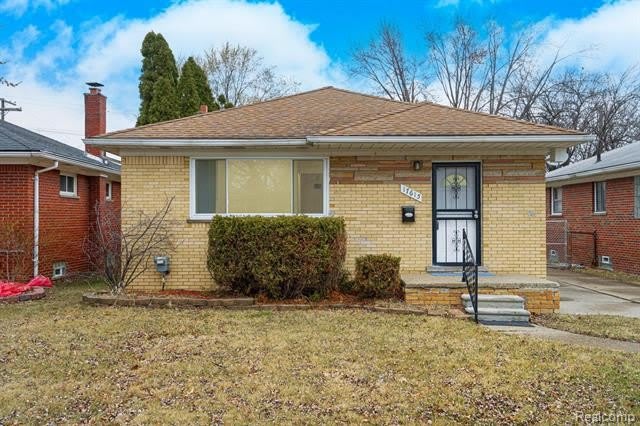 17615 VERONICA Avenue