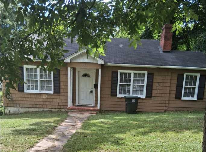 7704 8th Court South