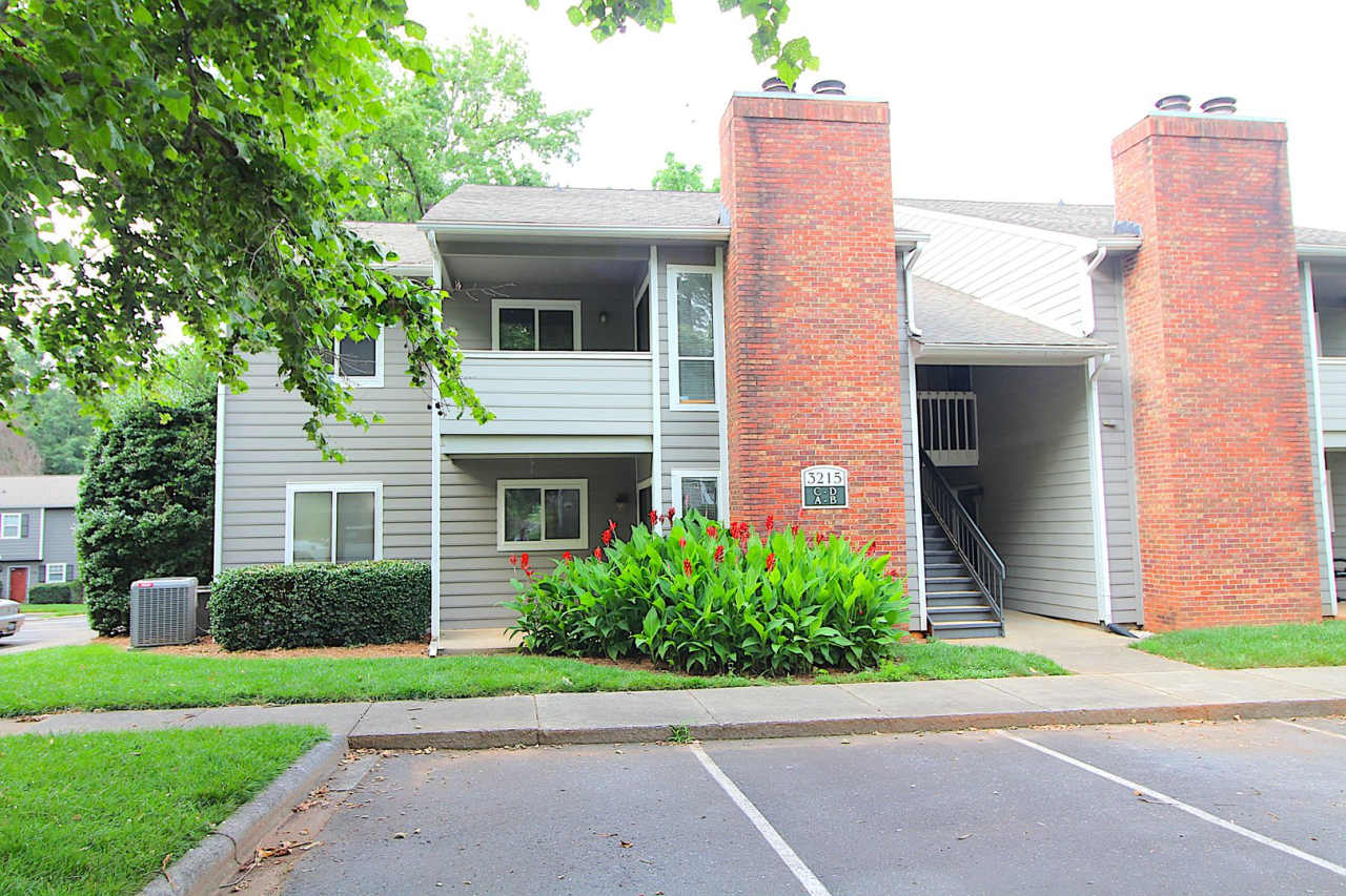 2 Bedroom Condo In South Park!