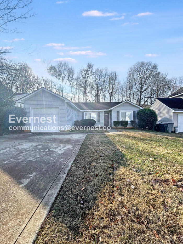 2721 Fairstone Avenue