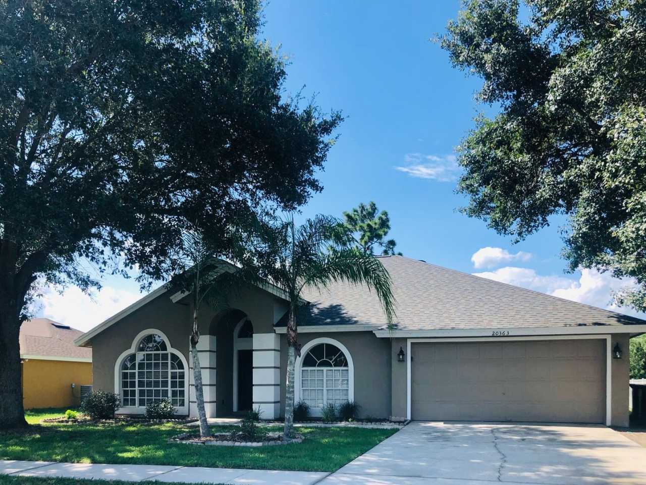 Wonderful 3/2 home in ORLANDO - GOLF COURSE COMMUNITY - WEDGEFIELD